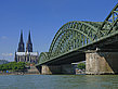 Hohenzollernbrücke am Kölner Dom Fotos