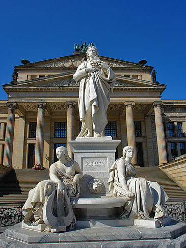 Schillerdenkmal mit Konzerthaus - Berlin (Berlin)