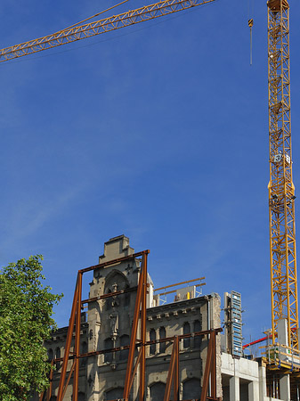 Baustelle auf der Kreuzung Komödienstraße Tunisstraße - Nordrhein-Westfalen (Köln)