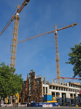 Baustelle auf der Kreuzung Komödienstraße Tunisstraße - Nordrhein-Westfalen (Köln)