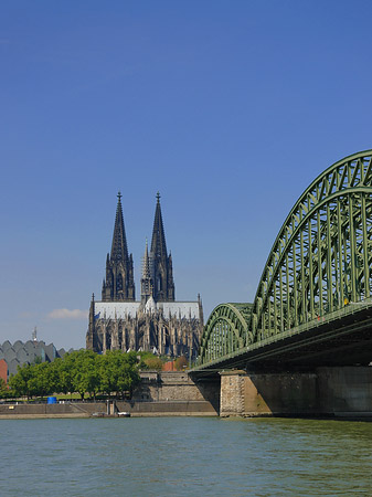 Fotos Hohenzollernbrücke am Kölner Dom