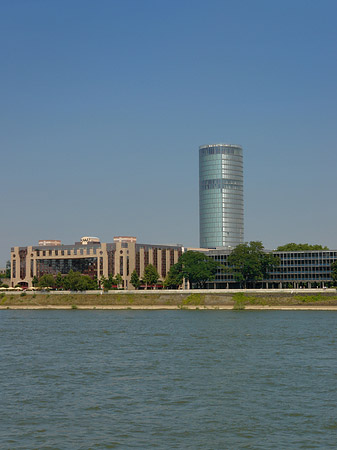 Triangelturm auf dem Kennedyufer - Nordrhein-Westfalen (Köln)