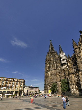 Foto Kölner Dom mit Domhotel