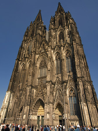 Westfassade des Kölner Doms