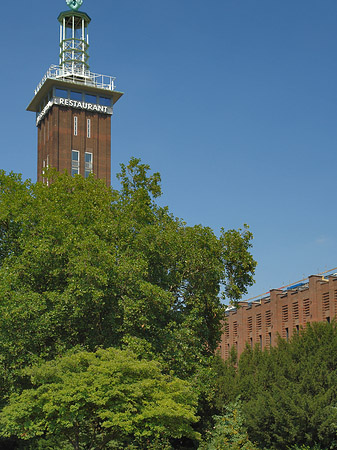 Messeturm an der Kölner Messe