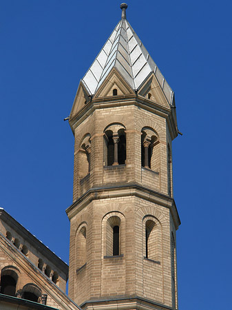 Foto Kirchturm der St Aposteln - Köln