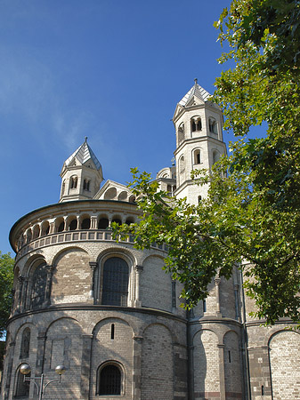 Seitentürme und Westturm der St Aposteln - Nordrhein-Westfalen (Köln)