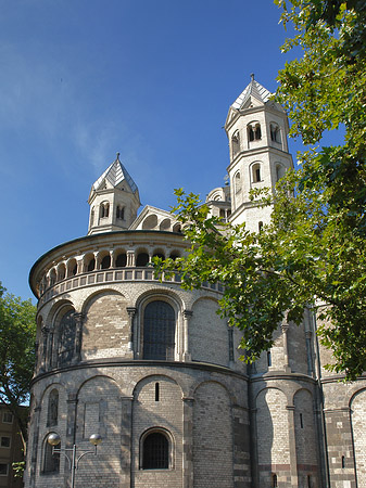 Seitentürme und Westturm der St Aposteln - Nordrhein-Westfalen (Köln)