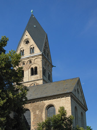 Westturm der St Aposteln Fotos