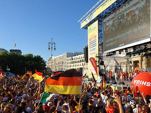 Bühne auf dem Fanfest - Berlin (Berlin)