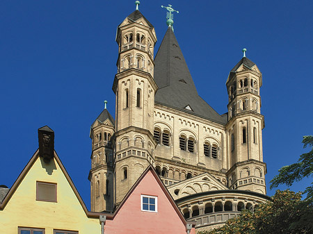 Foto Groß St Martin hinter Fischmarkt - Köln