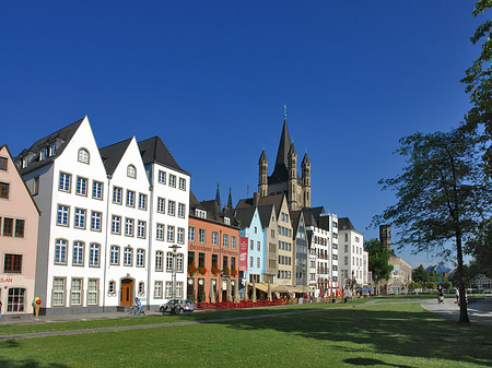 Foto Groß St Martin hinter Fischmarkt