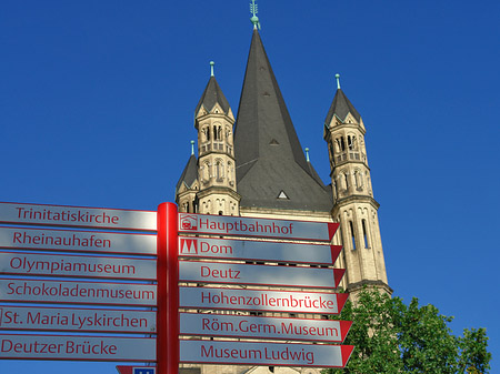 Fotos Schild vor Groß St.Martin