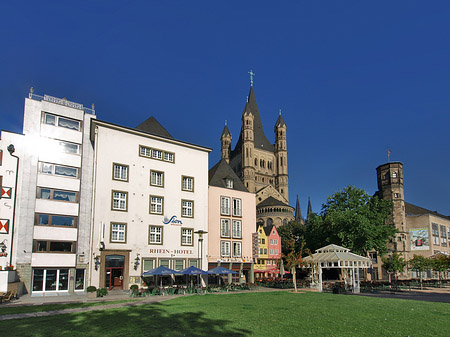 Foto Groß St Martin hinter Fischmarkt