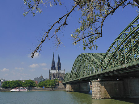 Foto Hohenzollernbrücke am Kölner Dom - Köln