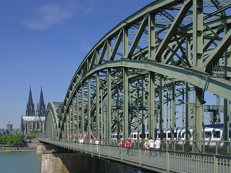 Foto Hohenzollernbrücke beim Kölner Dom