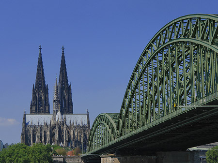 Hohenzollernbrücke beim Kölner Dom - Nordrhein-Westfalen (Köln)