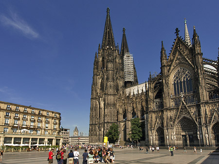 Kölner Dom mit Domhotel - Nordrhein-Westfalen (Köln)