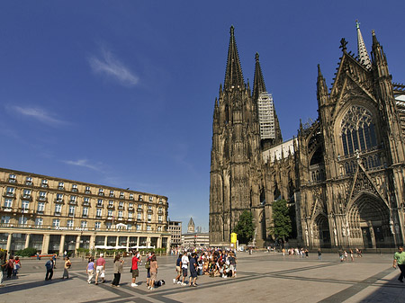 Kölner Dom mit Domhotel - Nordrhein-Westfalen (Köln)