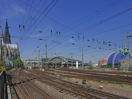 Hauptbahnhof neben dem Kölner Dom - Nordrhein-Westfalen (Köln)