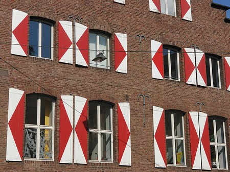 Fenster des Kölnischen Stadtmuseums - Nordrhein-Westfalen (Köln)