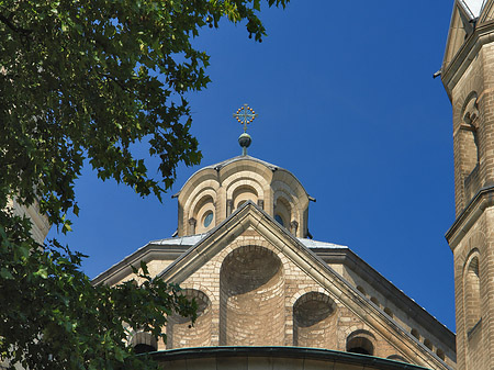 Kirchturmspitze der St Aposteln Foto 