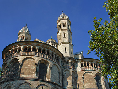 Seitentürme und Westturm der St Aposteln - Nordrhein-Westfalen (Köln)