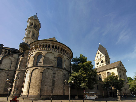 Seitentürme und Westturm der St Aposteln - Nordrhein-Westfalen (Köln)